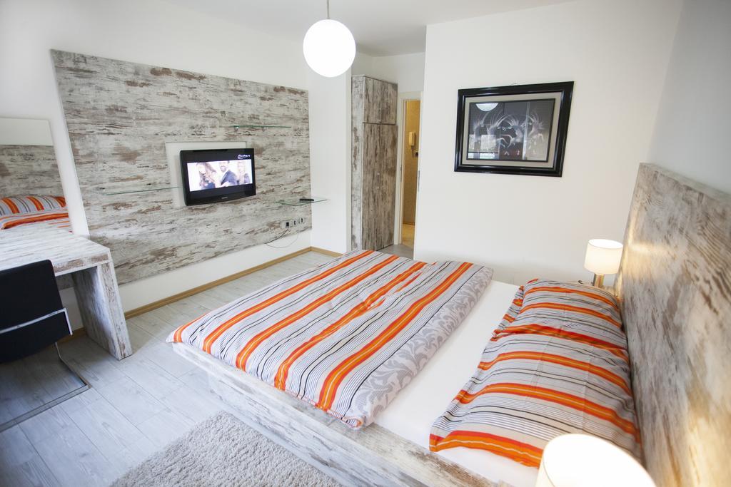 Apartment Red Belgrade Room photo